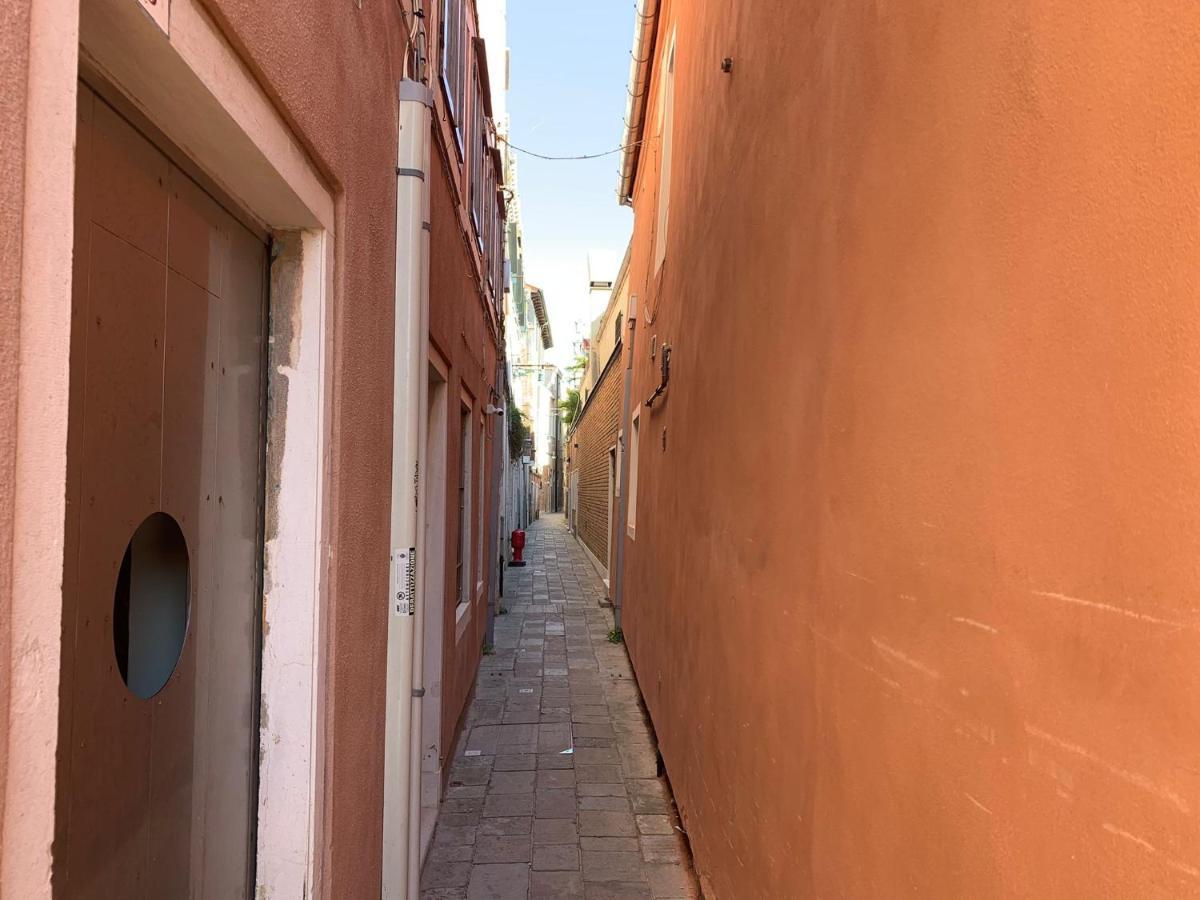Ca' del Squero vicino alla Salute Venecia Exterior foto